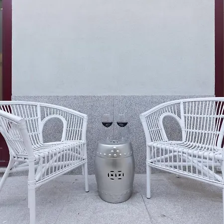 Loureiro Apartment *